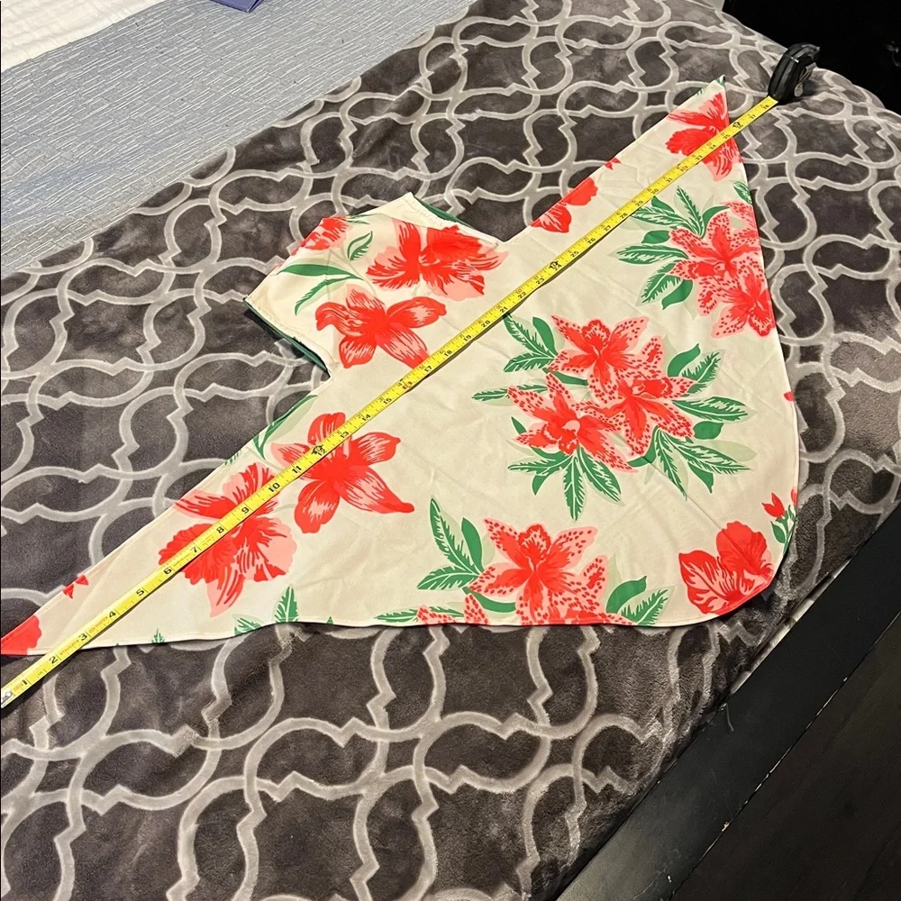 Floral Red and Green Face Mask Scarf Bandanna Face Cover